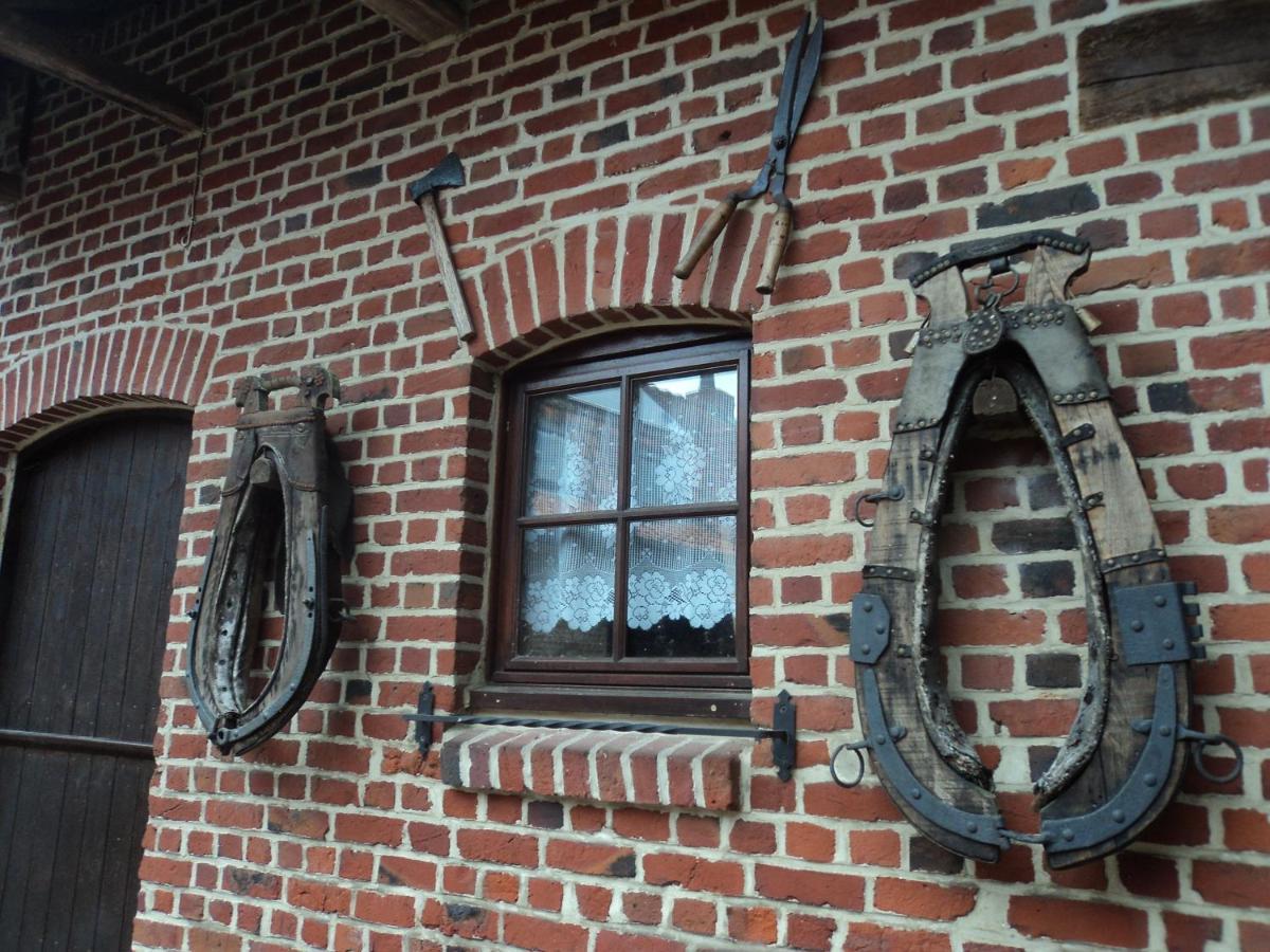 Bed and Breakfast Chez Julie Beaucamps-Ligny Esterno foto