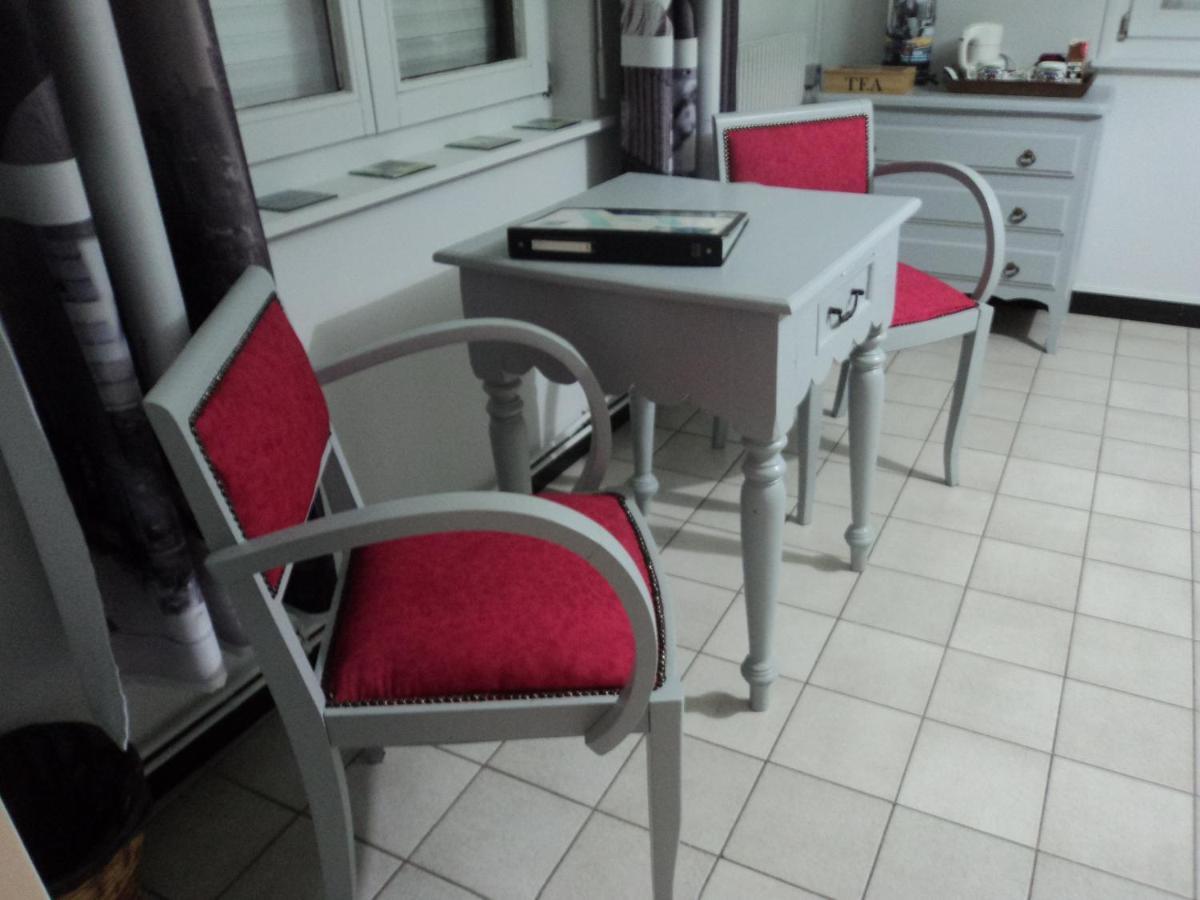 Bed and Breakfast Chez Julie Beaucamps-Ligny Esterno foto